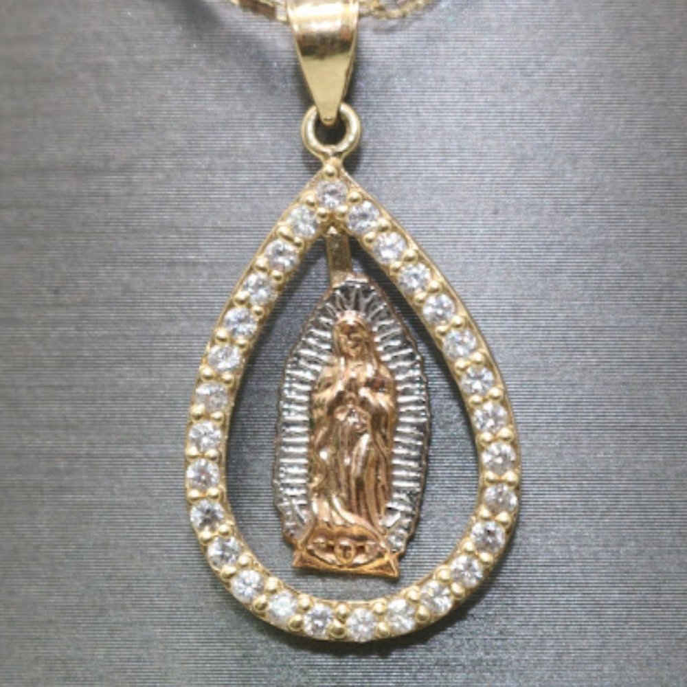 14kt Tri-tone White Sapphire Virgin Mary Pendant with 14kt Tri-tone Trace Chain